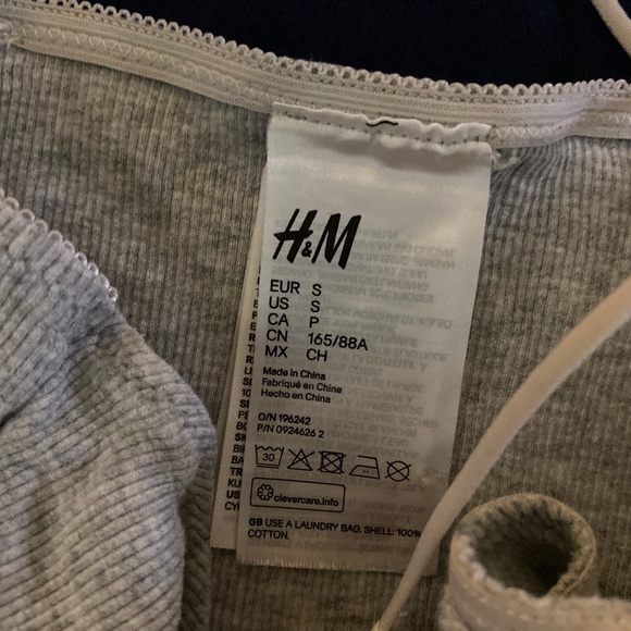 H&M camisole - Picture 3 of 4